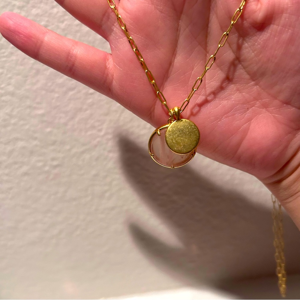 “Stone collection rose quartz pendant necklace”